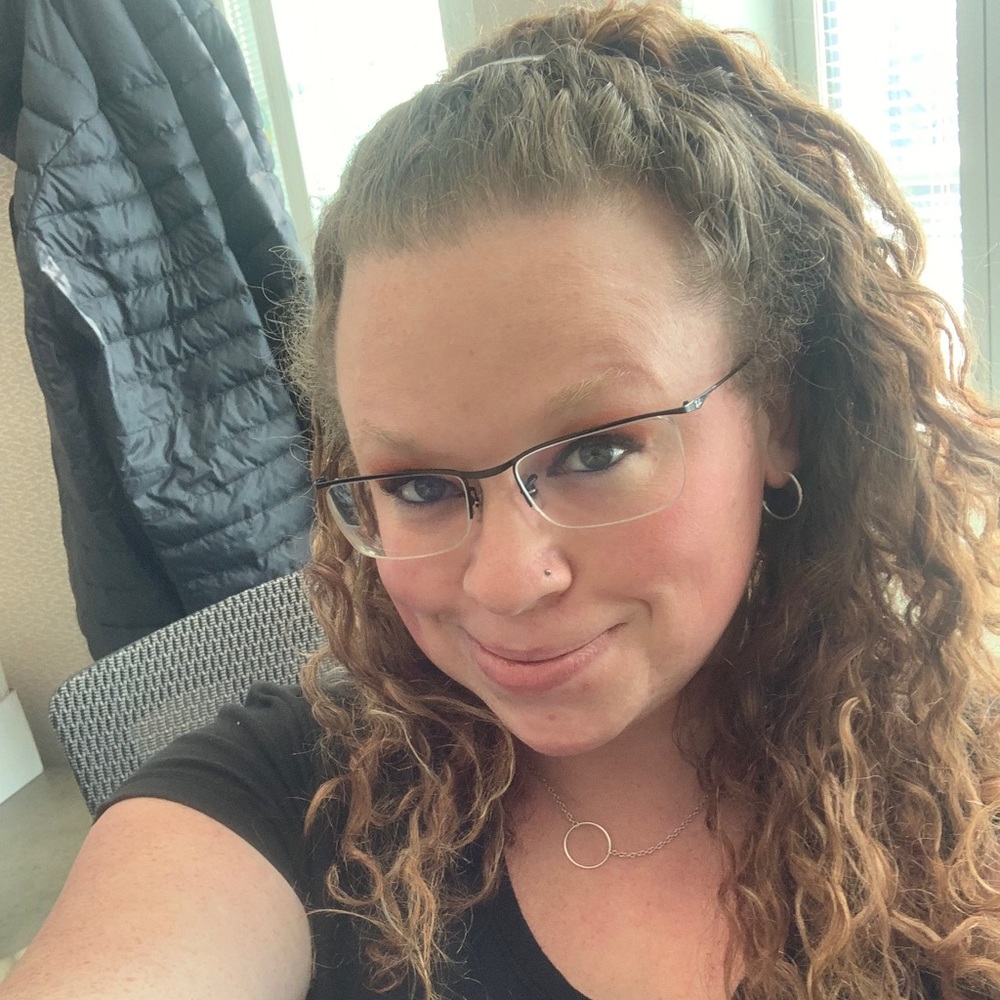 Meet your Posher, Amber